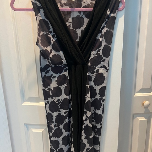 Sheer white and Black dress - Picture 1 of 3